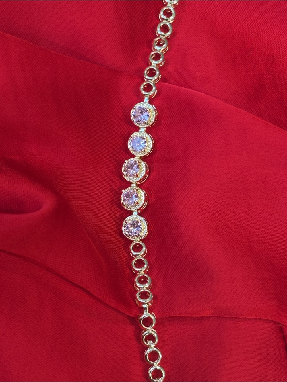 Gold plated bracelet proximately 8 1/2 inches